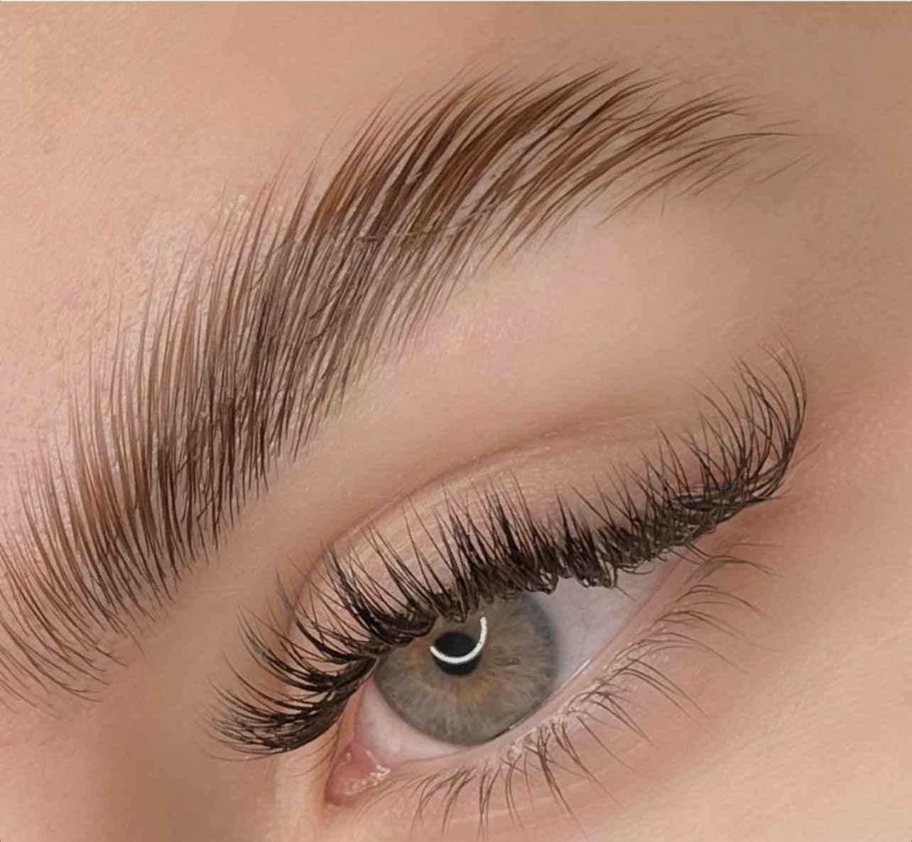 Brow Lamination & Tint Deluxe